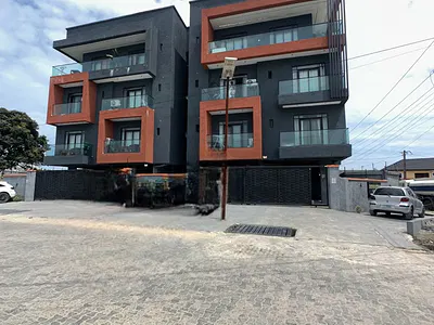 2bedroom Apartment with Elevator &pool — Lekki, Lagos