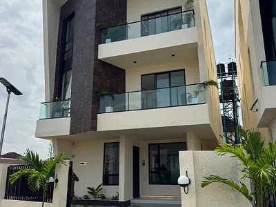 Spacious 5 Bedroom Duplex with a BQ, and a Pool & Cinema — Lekki, Lagos