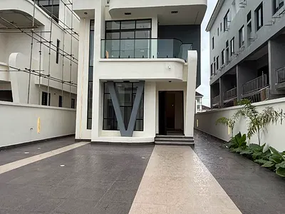 5 Bedroom Fully Detached Duplex — Lekki, Lagos