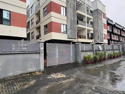 Luxury 4-Bedroom Semi-Detached with Excellent Facility — Ikota, Lekki, Lagos