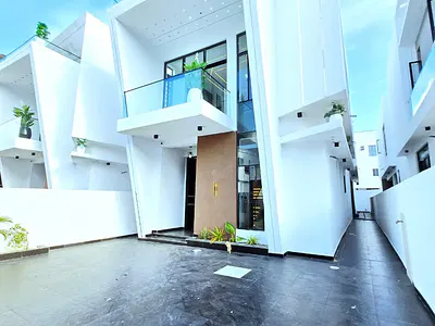 Luxury 5-Bedroom Detached Duplex — Orchid Road, Lekki, Lagos