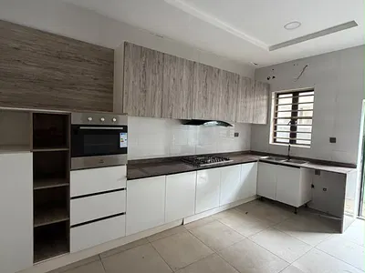 Spacious One Bedroom Apartment — Lekki, Lagos