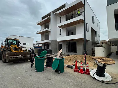 5 Bedroom Semi Detached — Lekki Phase 1, Lekki, Lagos