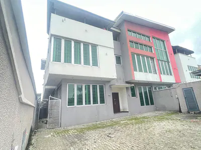 Luxury 6 Bedroom Semi-Detached Duplex + 1 BQ — Lekki, Lagos