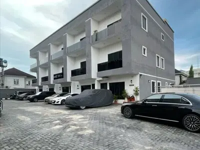 Fully Furnished 4 Bedroom Terraced Duplex with Boy's Quarters, Pool — Lekki, Lagos