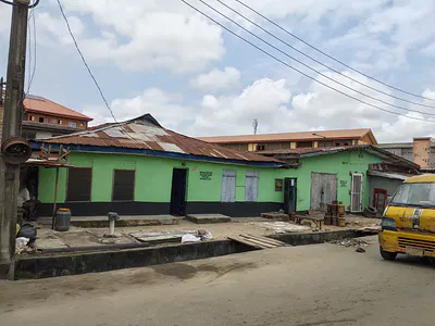 Corner Piece Bungalows of 25 Bedrooms — Jossy Castro Street, Bariga, Shomolu, Lagos