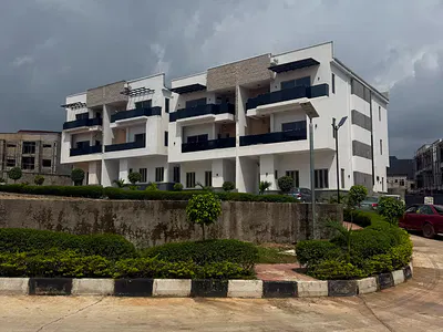 5 Bedroom Semi -Detached Duplex — Jabi, Abuja