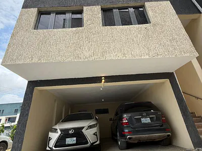 Luxury New 5 Bedroom Terrace Duplexes with Excellent Facility — Abijo, Lekki, Lagos