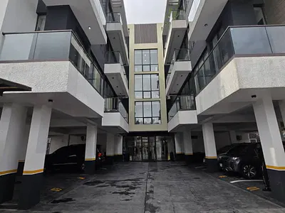 An Impeccabley Designed Serviced 3 Bedroom Flat with a Room BQ — Lekki, Lagos