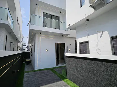 4 Bedroom Fully Detached — Lekki, Lagos