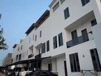4 Bedroom Terrace Duplex with BQ — Asokoro District, Abuja