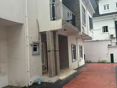 Spacious 3 Bedroom Flat with All Rooms Ensuite — Lekki, Lagos
