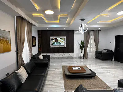 *our Beautiful and Spacious 2/3 Bedroom Duplex — Mende Maryland, Ikeja, Lagos