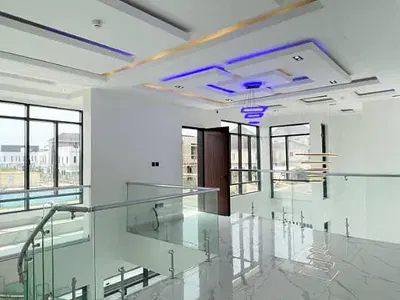 Fully Detached 5 Bedroom (Corner-Piece) + BQ + Cinema + Pool — Pinnock Beach, Lekki, Lagos