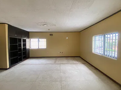 5 Bedroom Semi Detached — Lekki, Lagos