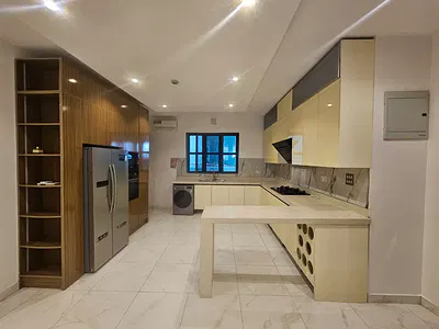Fully Serviced 2 Bedroom Aptarrment Fully Fitted Kitchen — Lekki, Lagos