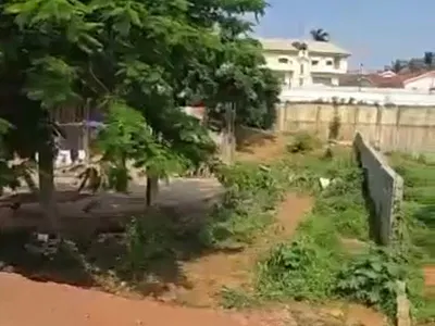 1, 100 SQM, Residential, C of O, Tarred Road — By Mississippi, Maitama District, Abuja