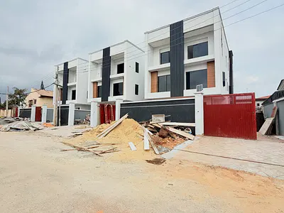 Spaciously Built 4 Bedroom Semi Detached Duplex — Ogudu, Lagos