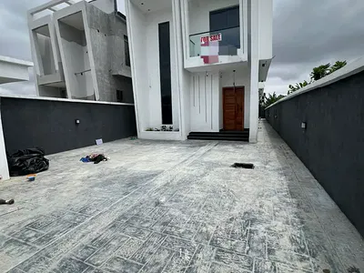 Exquisite 5-Bedroom Fully Detached Duplex with BQ, Gym and Pool — Ajah, Lagos