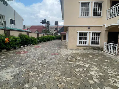 Well Finished 5 Bedroom Semidetached Duplex + 2 BQS — Gwarinpa, Abuja