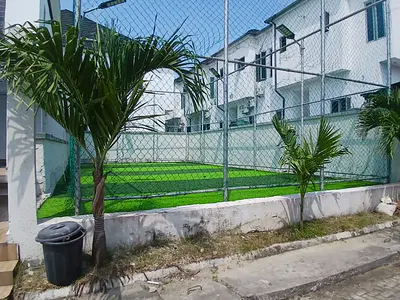 Very Sharp 4-Bedroom Terraced Duplex with Swimming Pool. Gym and Play — Lekki, Lagos