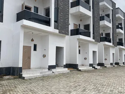 Newly Built Mini Flat — Mobil Road, Lekki Phase 2, Lekki, Lagos