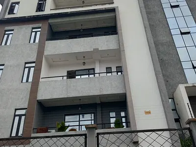 Serviced 3 Bedroom with Acs Elevator 24hours 4th Floor — Lekki, Lagos