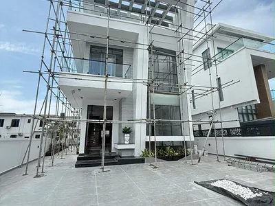 Luxury 5 Bedroom Fully Detached Duplex with Cinema Pool and BQ — Lekki, Lagos