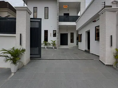 Luxury 5 Bedroom Detached Duplex with Swimming Pool — Apo Resettlement, Apo, Abuja