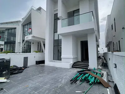Luxury 5 Bedroom Fully Detached Duplex with BQ and Pool — Ajah, Lagos