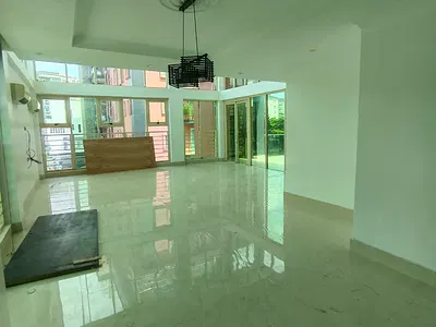 Super Super Spacious 3 Bedrooms Maisonette Penthouse — Ikoyi, Lagos