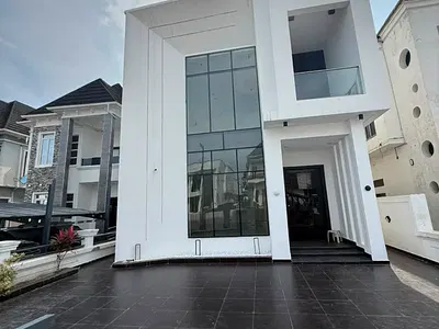 5 Bedroom Full Detached — Lekki, Lagos
