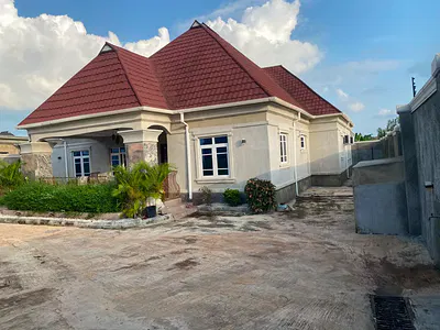 A Three Bedroom Bungalow with All Necessary Facilities — Pastoral Center, Green Avenue, Off Ikere Road, Ado-Ekiti, Ekiti