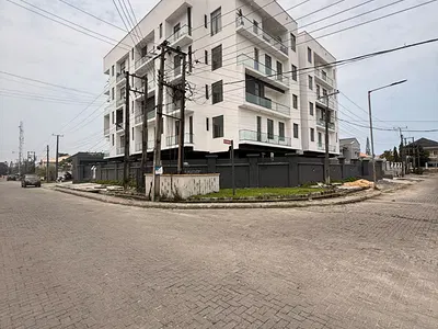 Newly Built 2 Bedroom Apartment with Swimming Pool, Elevator — Lekki, Lagos
