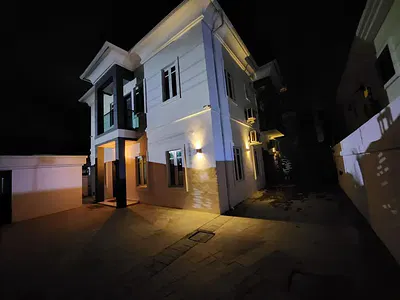 Luxury 4 Bedroom Apartment — Lekki, Lagos