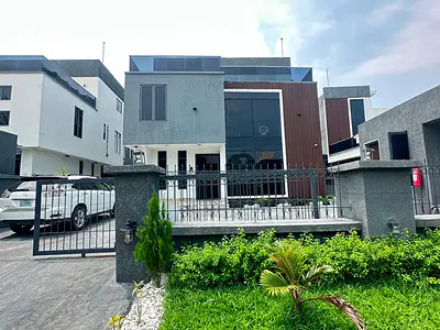 Luxury 5 Bedroom Duplex with BQ, Cinema, Home Office, Solar Inverter — Ajah, Lagos