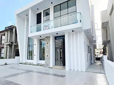 5 Bedroom Fully Detached Duplex with Swimming Pool & BQ — Lekki, Lagos