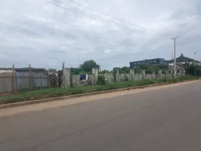 200FT by 200FT Land Available — Asaba, Delta