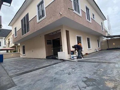 Spacious 5 Bedroom Detached Duplex + BQ — Lekki, Lagos