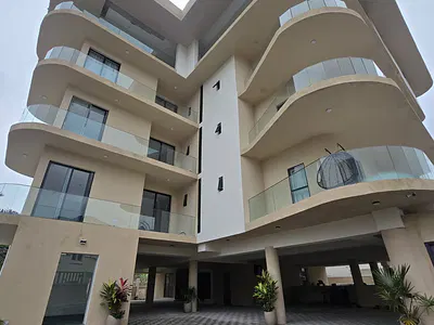 Exquisitely Finished Serviced 3 Bedroom Flat with a Room BQ — Lekki Phase 1, Lekki, Lagos