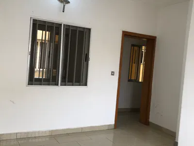 Very Standard Clean Service Mini Flat Upstairs — Yeye Olofin Street Lekki 1, Lekki Phase 1, Lekki, Lagos
