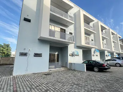 Corner Peice 4 Bedroom Terrace Duplex in a Serene Environment — Guzape Main, Guzape District, Abuja