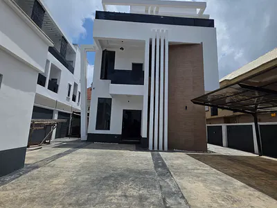 Luxury 5 Bedroom Detached Duplex with Swimming Pool + Elevator Shaft — Apo Resettlement, Apo, Abuja