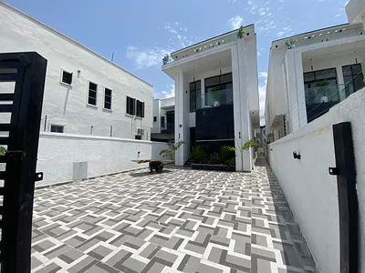 Newly Built 5 Bedroom Fully Detached Duplex — Lekki, Lagos