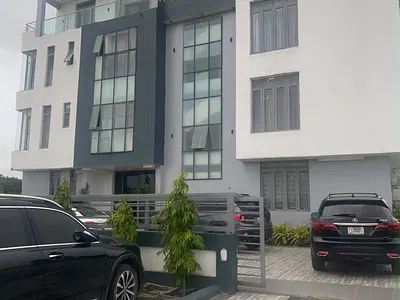Well Maintained and Luxury 2 Bedroom Apartment — Pinnock Beach Estate, Osapa, Lekki, Lagos