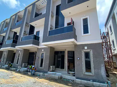 Amazing 4 Bedroom Terraced Duplex with BQ and Pool — Victoria Island (VI), Lagos