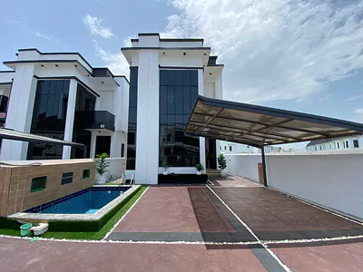 Exquisite 5 Bedroom Detached Duplex — Lekki, Lagos