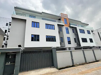 3 Bedroom Penthouse Apartment with Swimming Pool, Gym & BQ — Lekki, Lagos