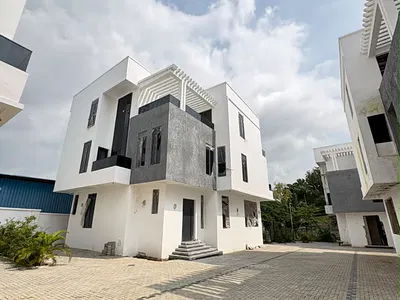 Luxury 5 Bedroom Detached Duplex + BQ* — Stella Maris Life Camp, Life Camp, Abuja
