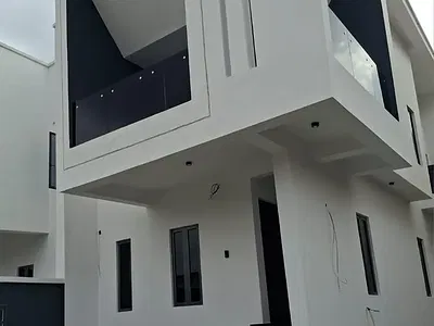 Exquisitely Built 4 Bedrooms Duplex with Swimming Pool + BQ — Old Bodija, Ibadan, Oyo